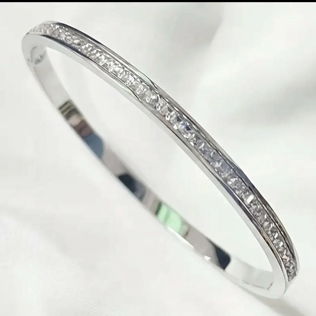 Premium Stainless Steel Bracelets Set 4 Pieces Jewelry Gift - Shoppy